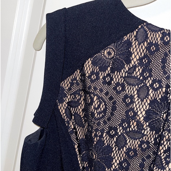 Adrianna Papel lace and polyester chic dress - Picture 4 of 6